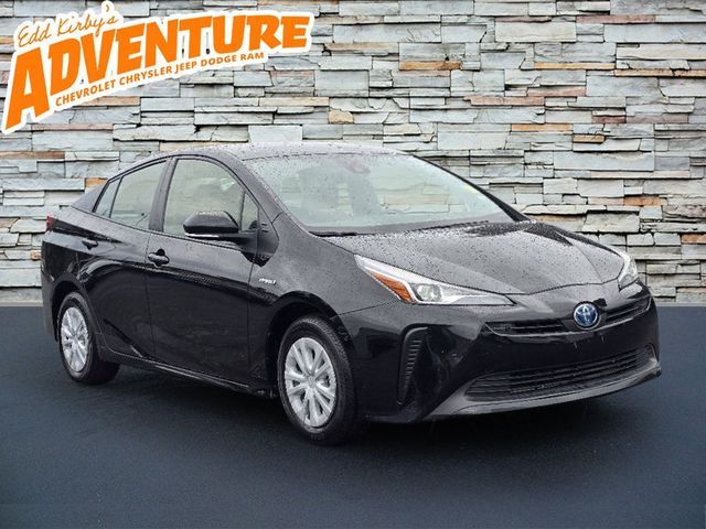 2022 Toyota Prius LE