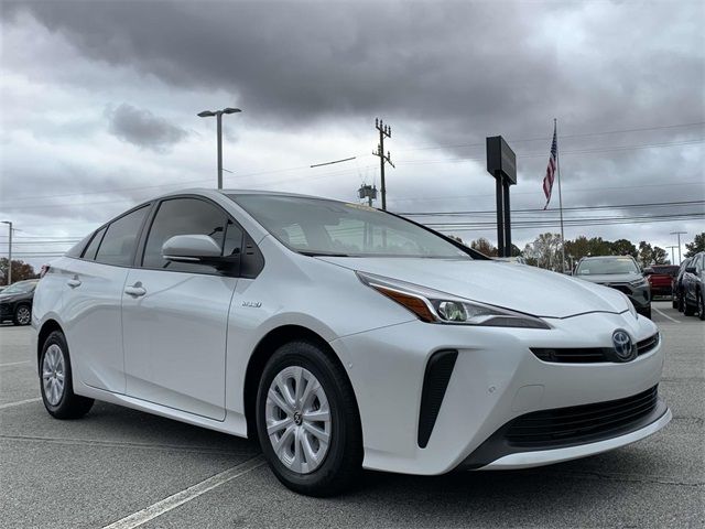 2022 Toyota Prius LE