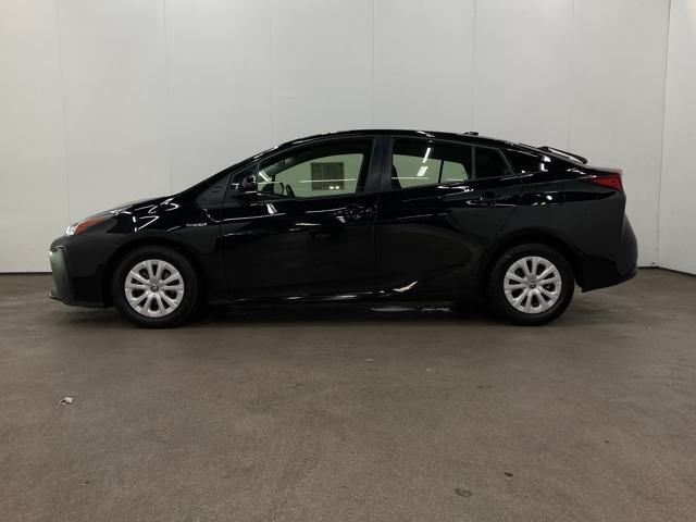 2022 Toyota Prius L Eco