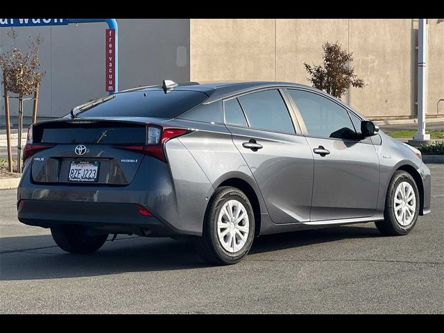 2022 Toyota Prius LE