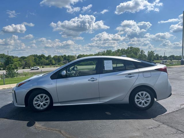 2022 Toyota Prius LE