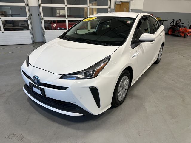 2022 Toyota Prius LE