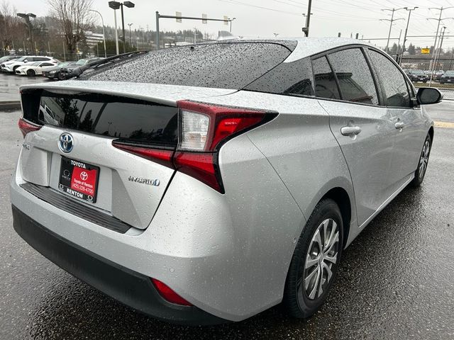 2022 Toyota Prius LE