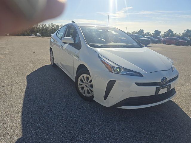 2022 Toyota Prius LE