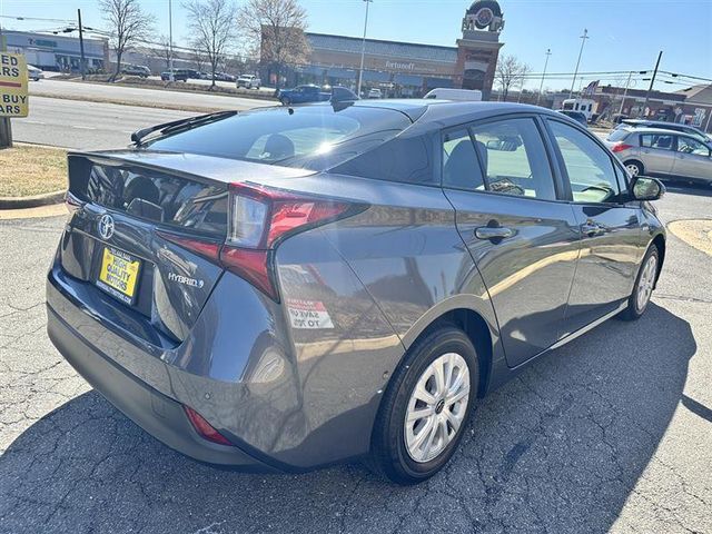 2022 Toyota Prius LE