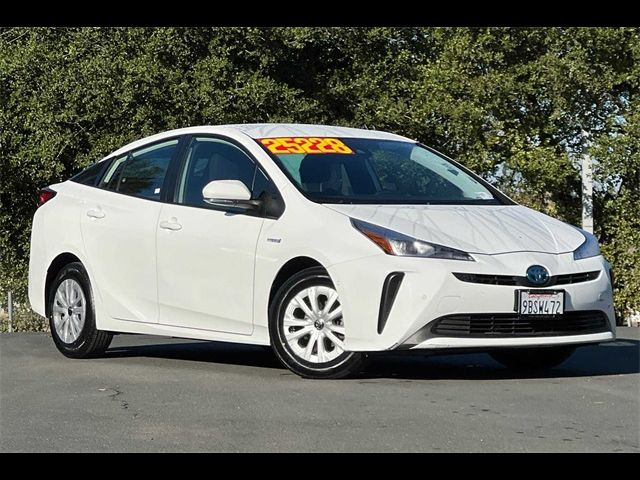 2022 Toyota Prius LE