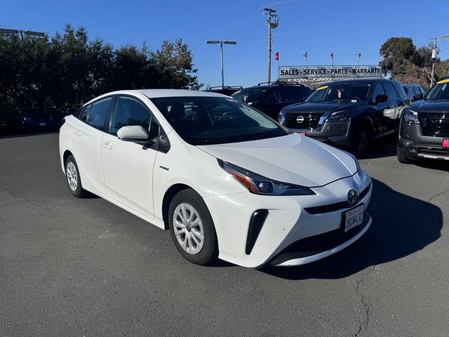 2022 Toyota Prius LE