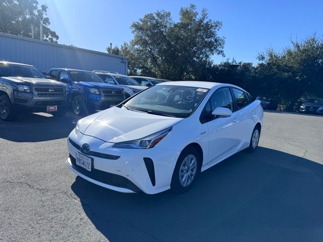 2022 Toyota Prius LE