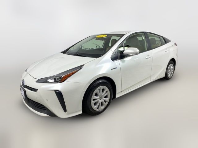 2022 Toyota Prius LE