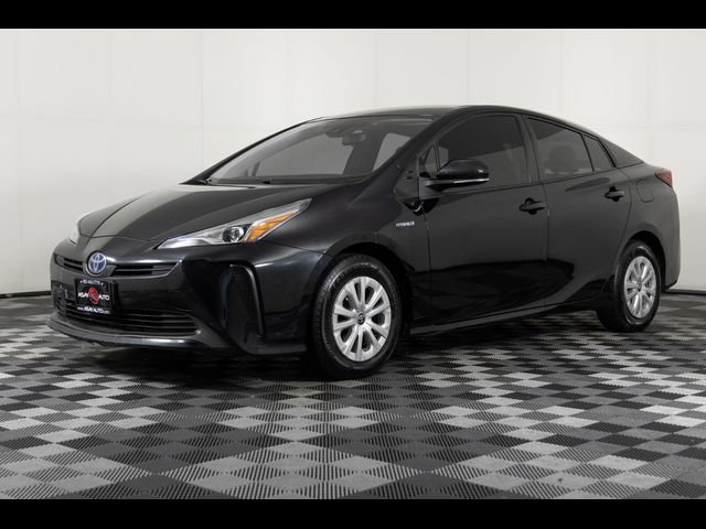 2022 Toyota Prius LE