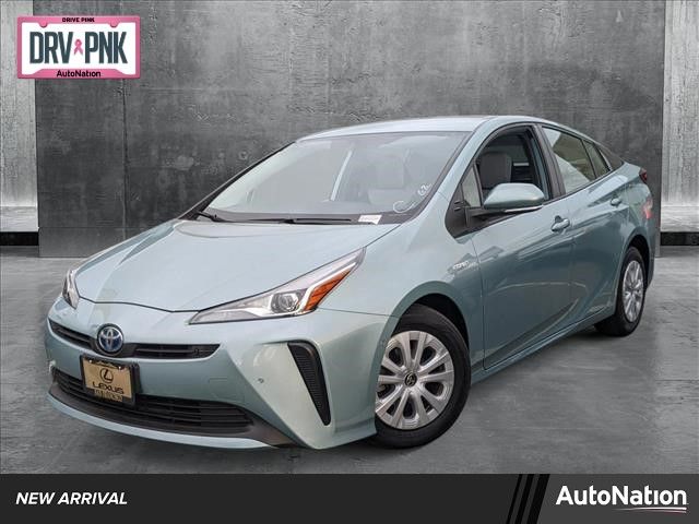 2022 Toyota Prius LE