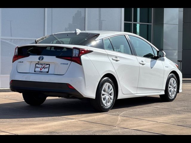 2022 Toyota Prius LE