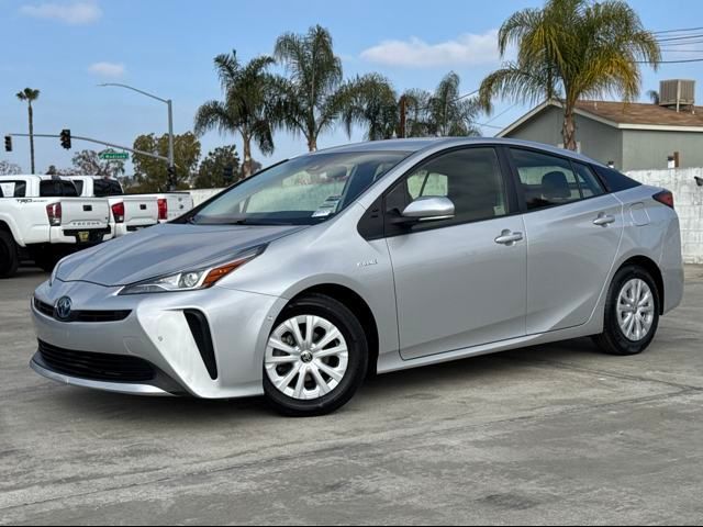 2022 Toyota Prius LE