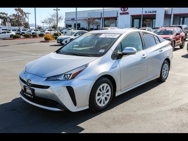 2022 Toyota Prius LE