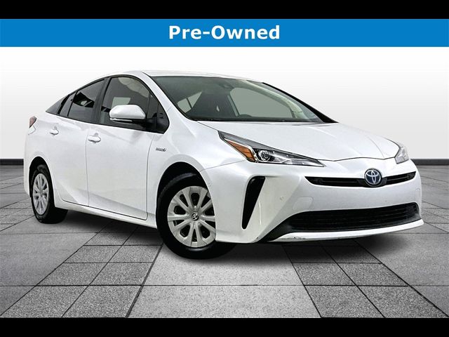 2022 Toyota Prius LE