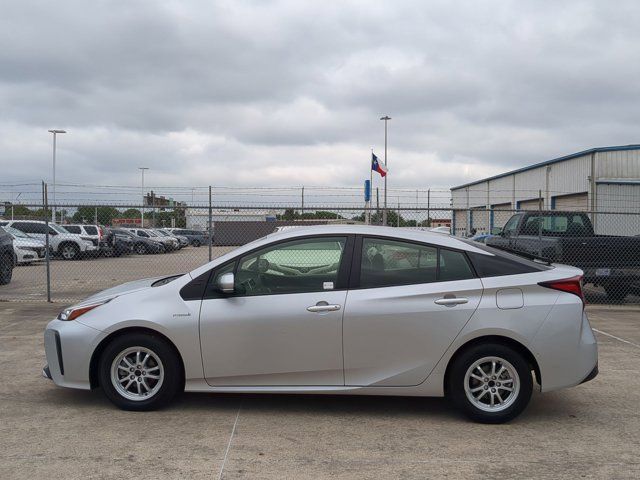 2022 Toyota Prius LE