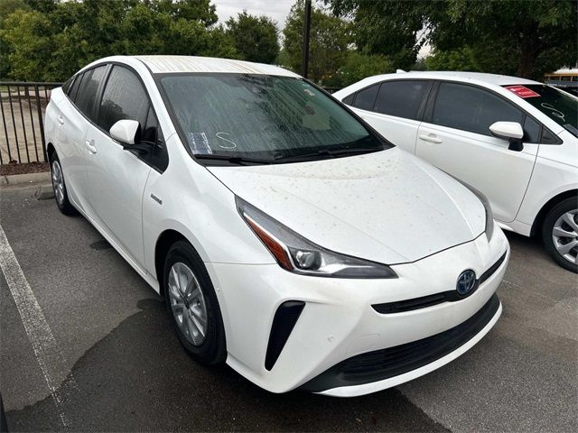 2022 Toyota Prius LE