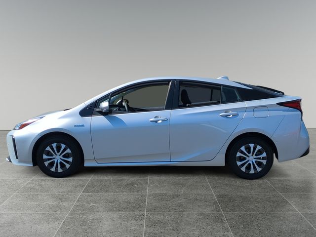 2022 Toyota Prius LE