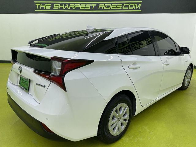 2022 Toyota Prius LE