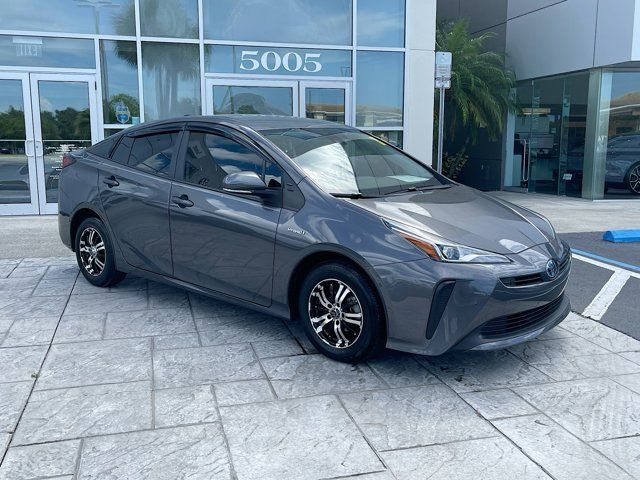 2022 Toyota Prius LE