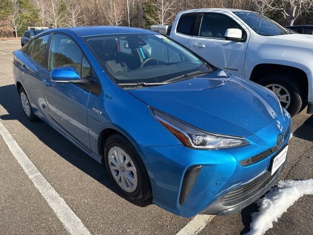 2022 Toyota Prius LE