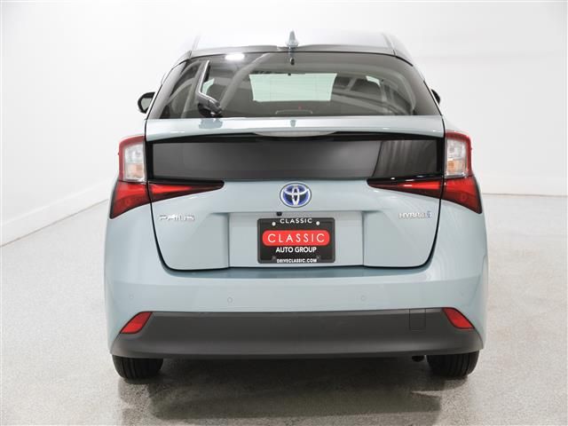 2022 Toyota Prius LE