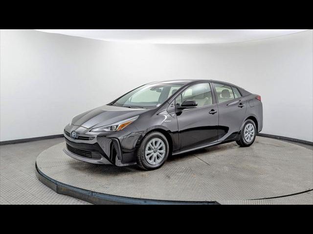 2022 Toyota Prius LE