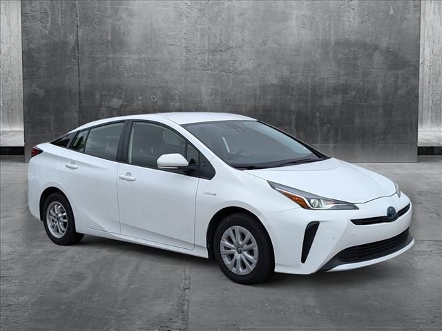 2022 Toyota Prius LE