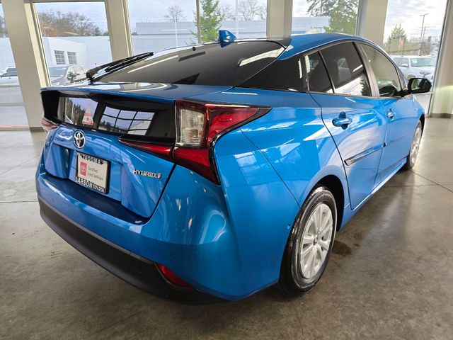 2022 Toyota Prius LE