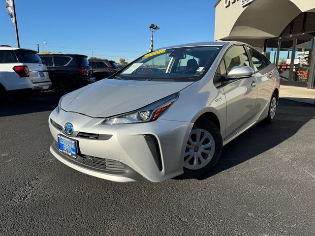 2022 Toyota Prius LE