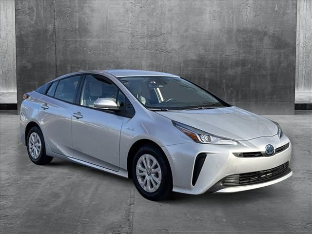 2022 Toyota Prius LE