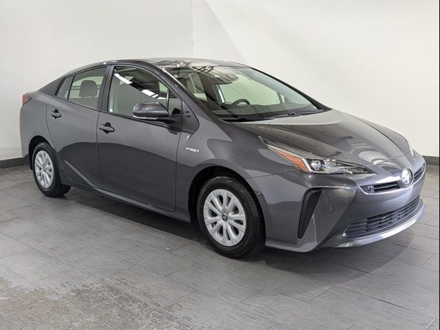 2022 Toyota Prius LE