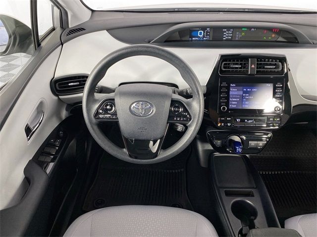 2022 Toyota Prius LE