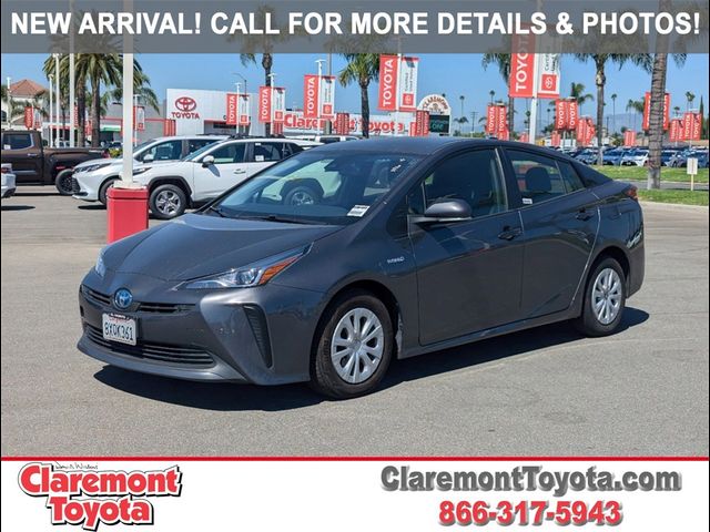 2022 Toyota Prius LE