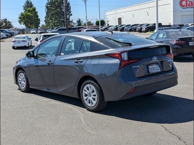 2022 Toyota Prius LE