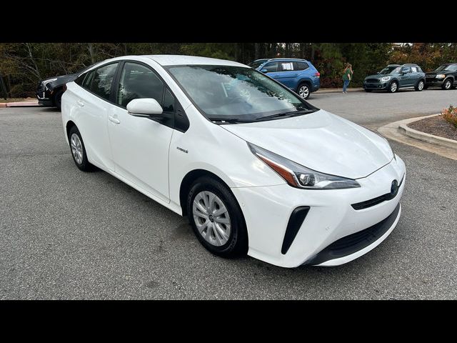 2022 Toyota Prius LE