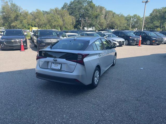 2022 Toyota Prius LE