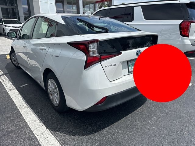 2022 Toyota Prius LE