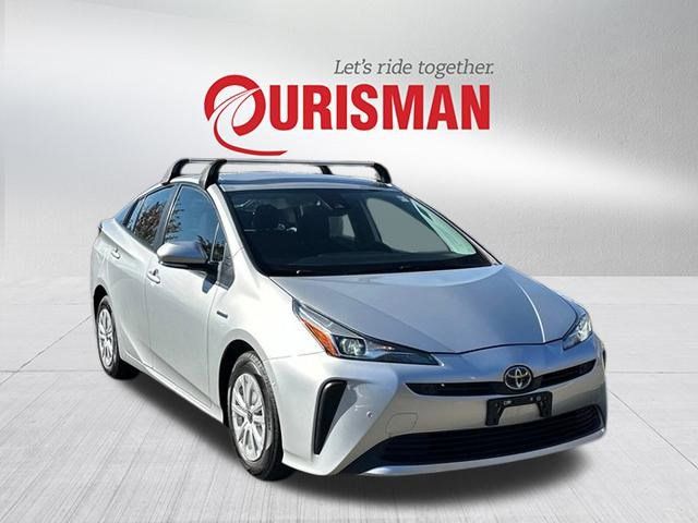 2022 Toyota Prius LE