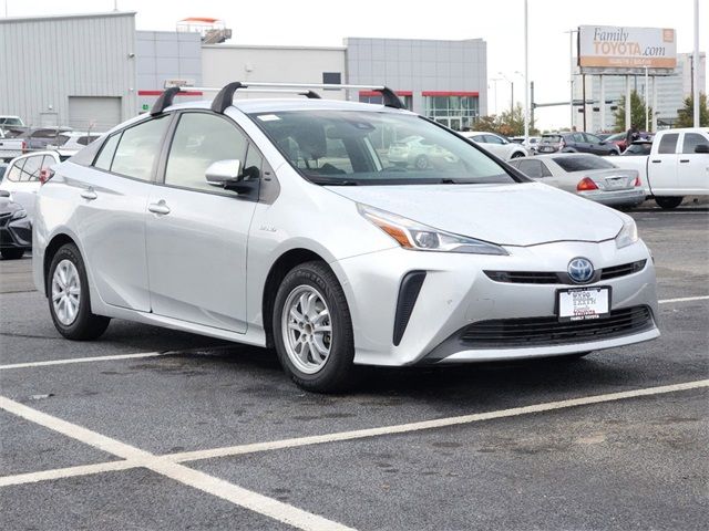 2022 Toyota Prius LE