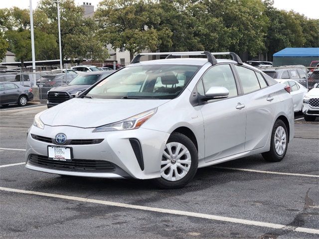 2022 Toyota Prius LE