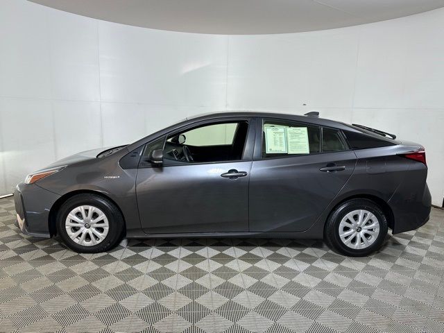 2022 Toyota Prius L Eco