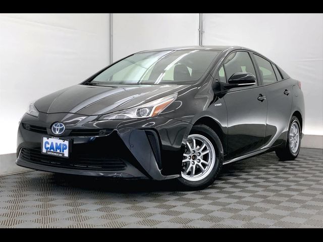 2022 Toyota Prius LE