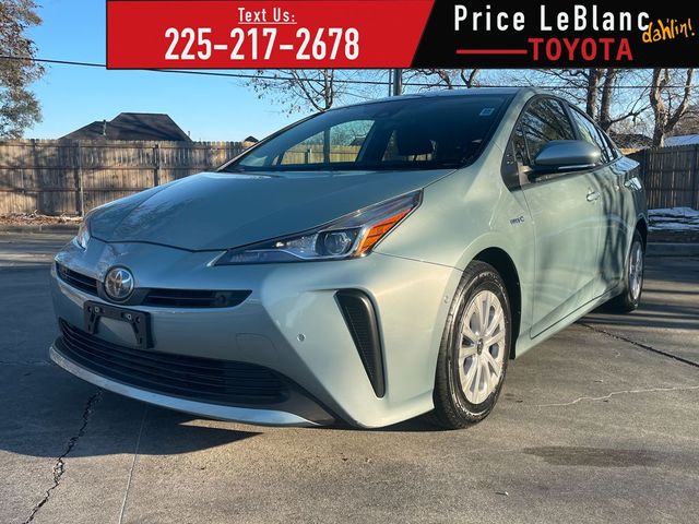 2022 Toyota Prius LE