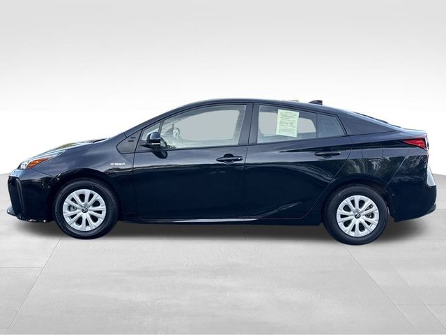 2022 Toyota Prius LE