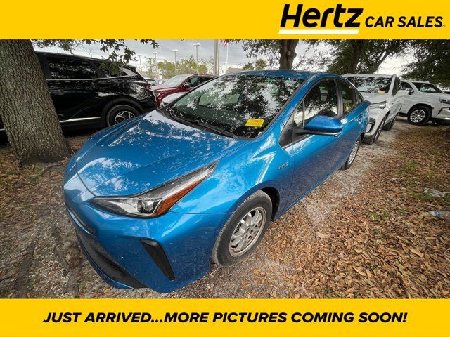 2022 Toyota Prius LE