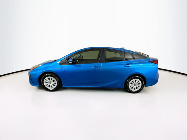 2022 Toyota Prius LE