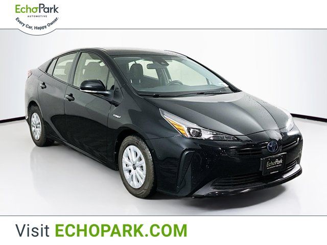 2022 Toyota Prius LE