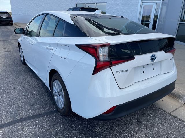 2022 Toyota Prius LE