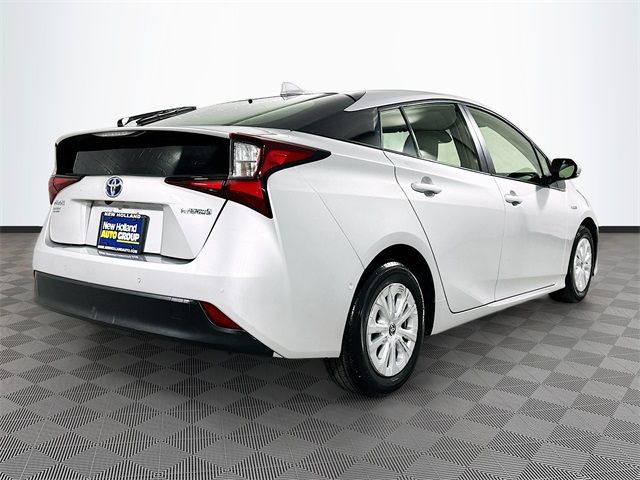 2022 Toyota Prius LE